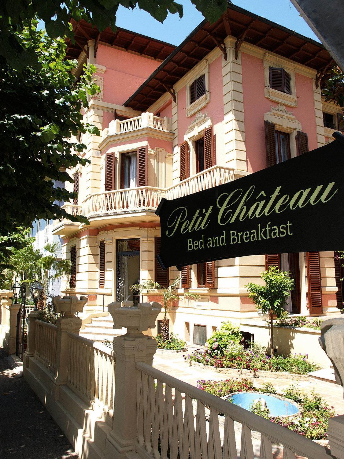 เปอตี ชาโต Bed & Breakfast มอนเตกาตินี แตร์เม ภายนอก รูปภาพ